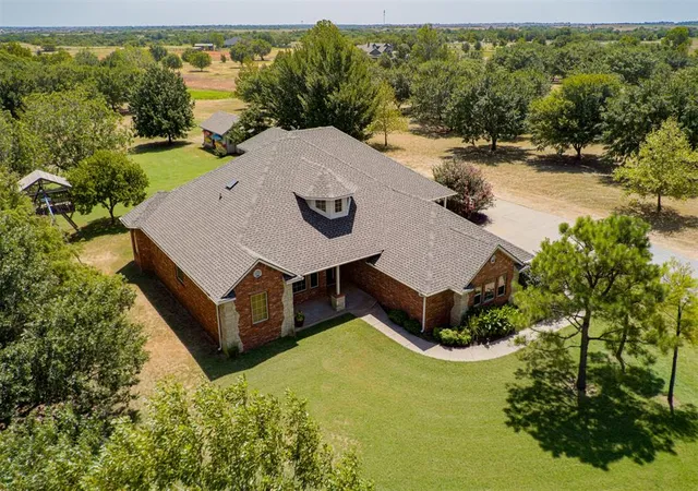 5th image of 13410 Silver Ridge Rd, Yukon, OK 73099 | MLS# 1242165