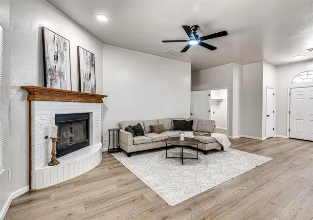 4th image of 5341 Republic Dr, Oklahoma City, OK 73135 | MLS# 1242171