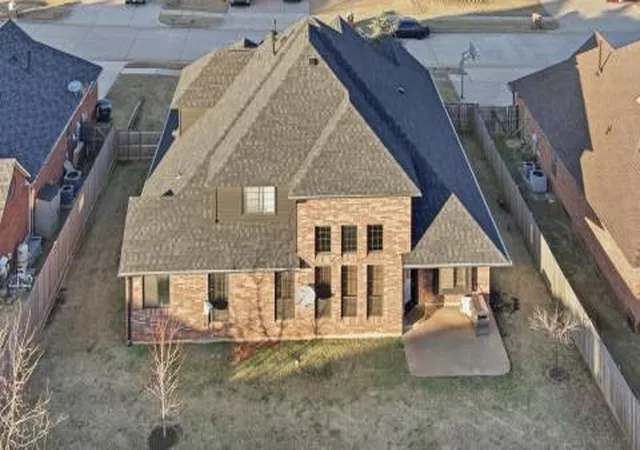 49th image of 912 Preston Park Dr, Yukon, OK 73099 | MLS# 1242173