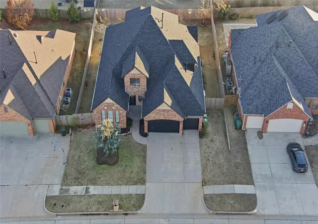 50th image of 912 Preston Park Dr, Yukon, OK 73099 | MLS# 1242173
