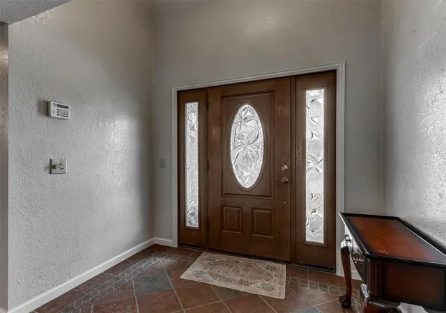 5th image of 1304 Ne 19Th Pl, Moore, OK 73160 | MLS# 1242189