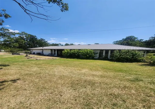 1st image of 13904 S Dobbs Rd, Mc Loud, OK 74851 | MLS# 1242206