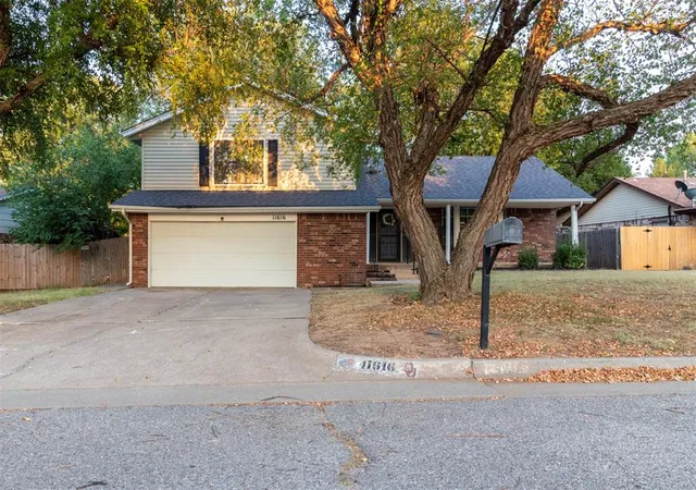 1st image of 11616 Sagamore Dr, Yukon, OK 73099 | MLS# 1242214