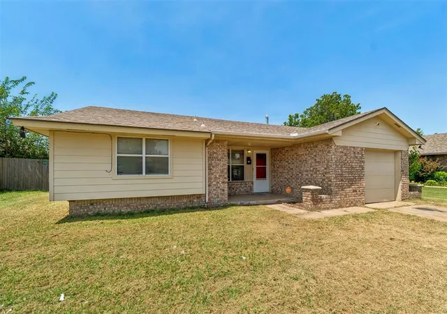 1st image of 705 S Howard Ave, Moore, OK 73160 | MLS# 1242219