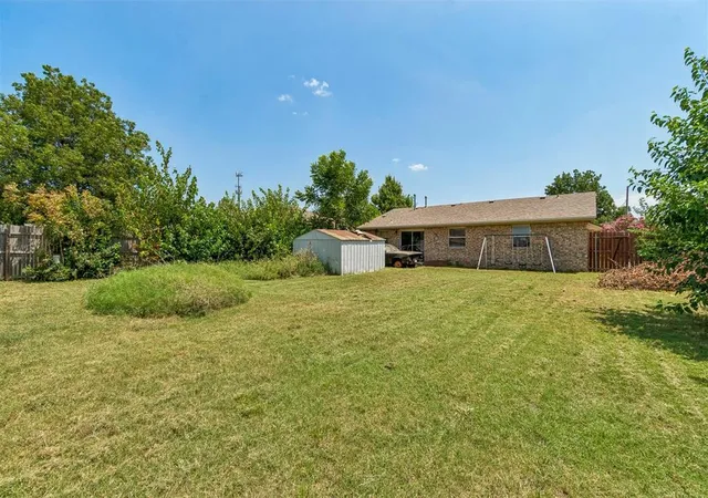 34th image of 705 S Howard Ave, Moore, OK 73160 | MLS# 1242219