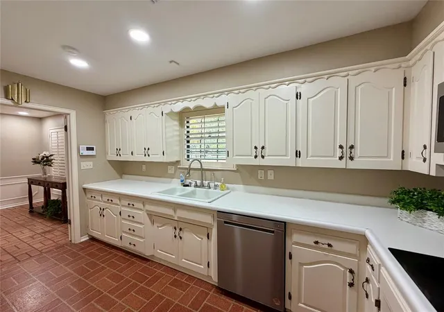 3rd image of 115 Maple Ln, Chickasha, OK 73018 | MLS# 1242222