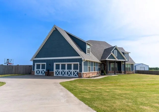 3rd image of 39909 Demoy Dr, Shawnee, OK 74804 | MLS# 1242226