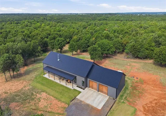 1st image of 23233 Highland Ln, Blanchard, OK 73010 | MLS# 1242241