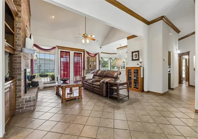 Photo 3 of Sale Pending at 2901 W Idaho Ave, Chickasha, OK 73018 | MLS# 1242249 | Listing updated on 2026-10-02