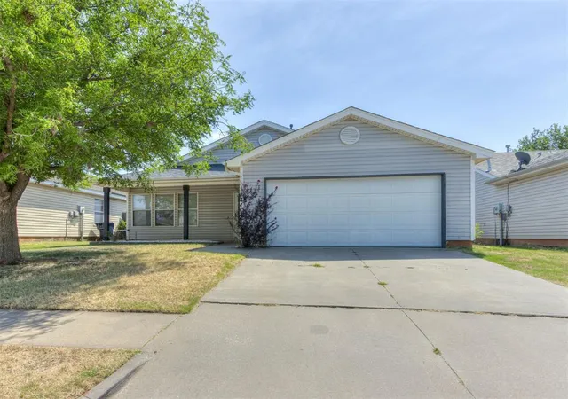 Photo 1 of Single family home for sale at 920 Periwinkle Dr, Yukon, OK 73099 | MLS# 1242259 | Listing updated on 2026-09-17