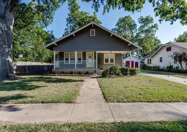1st image of 311 Castro St, Norman, OK 73069 | MLS# 1242260