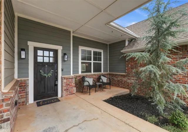 Photo 3 of Single family home for sale at 13500 Front Porch Dr, Piedmont, OK 73078 | MLS# 1242263 | Listing updated on 2026-10-02