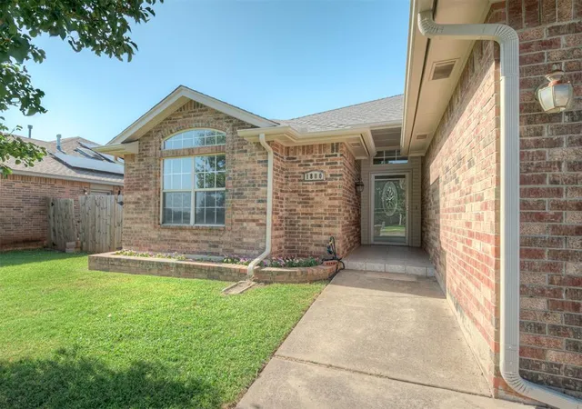 Photo 2 of Single family home for sale at 1800 Fairmont Ln, Edmond, OK 73013 | MLS# 1242265 | Listing updated on 2026-10-14