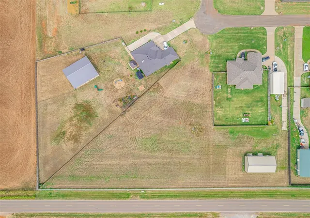 1st image of 8860 Hudson Ln, Piedmont, OK 73078 | MLS# 1242268