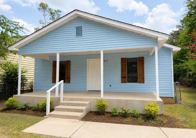 Photo 2 of Single family home for sale at 513 S Carter Ave, Norman, OK 73071 | MLS# 1242269 | Listing updated on 2026-09-21