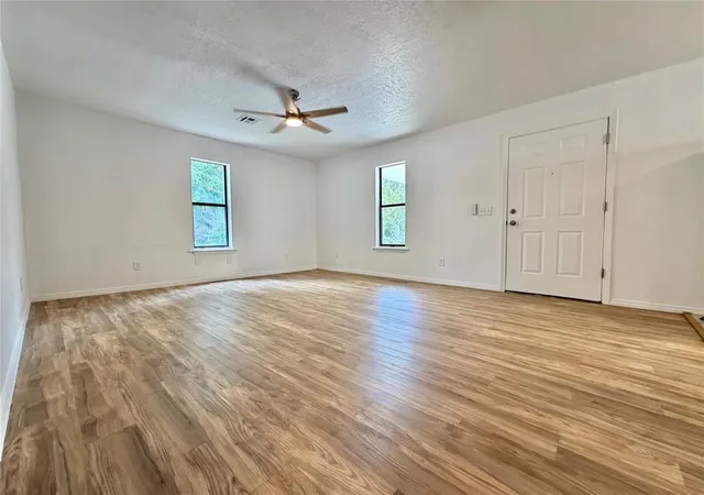 Photo 4 of Single family home for sale at 513 S Carter Ave, Norman, OK 73071 | MLS# 1242269 | Listing updated on 2026-09-14