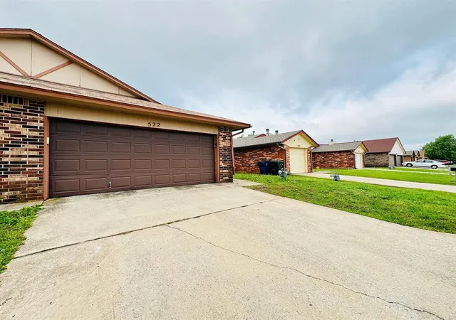 1st image of 520 Peppertree Ln, Oklahoma City, OK 73110 | MLS# 1242274