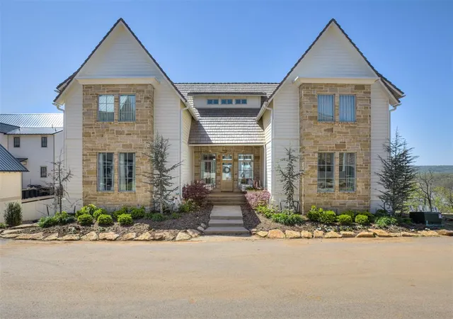 1st image of 120 Lower Green Wy, Carlton Landing, OK 74432 | MLS# 1242288