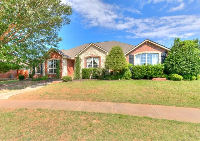 Photo 1 of Single family home for sale at 3120 Troon St, Norman, OK 73072 | MLS# 1242299 | Listing updated on 2026-10-06