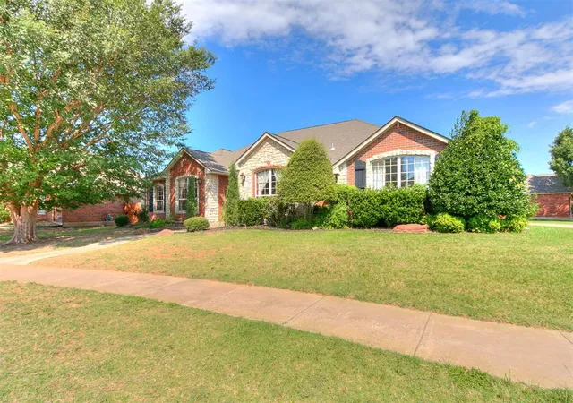 Photo 2 of Single family home for sale at 3120 Troon St, Norman, OK 73072 | MLS# 1242299 | Listing updated on 2026-10-06