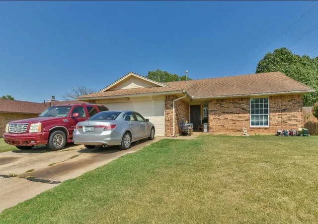 Photo 2 of Single family home for sale at 2814 Juvene Cir, Spencer, OK 73084 | MLS# 1242300 | Listing updated on 2026-08-04