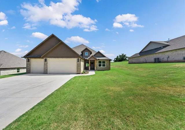 2nd image of 175 Canyon Creek Ln, Guthrie, OK 73044 | MLS# 1242306