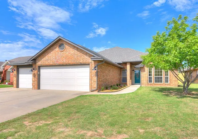 Photo 1 of Sale Pending at 2901 Danielle Ter, Moore, OK 73160 | MLS# 1242322 | Listing updated on 2026-09-16