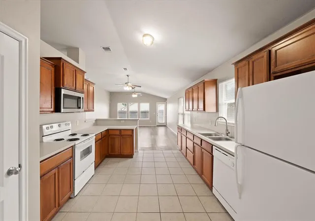 Photo 3 of Single family home for sale at 2829 NW 182nd Street, Edmond, OK 73012 | MLS# 1242329 | Listing updated on 2026-08-25