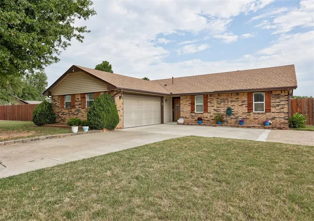 1st image of 20555 Ember Ln, Harrah, OK 73045 | MLS# 1242330