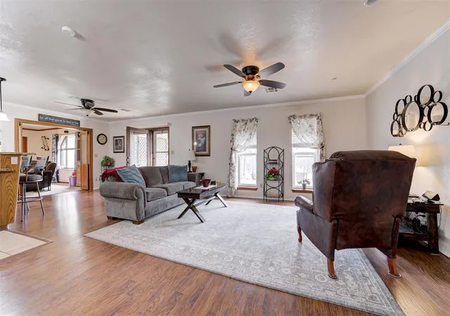 4th image of 20555 Ember Ln, Harrah, OK 73045 | MLS# 1242330