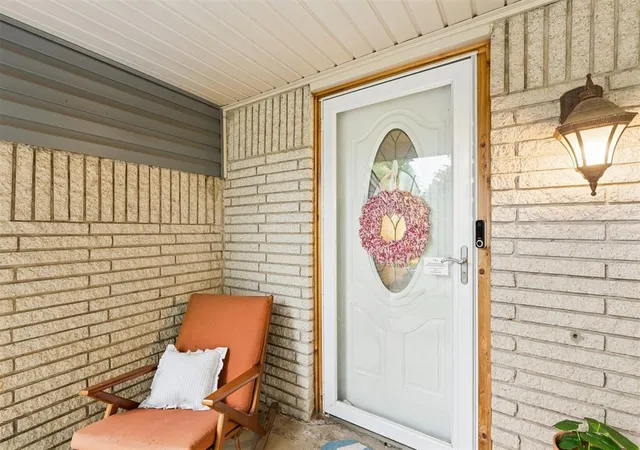 2nd image of 3601 Ne 142nd Ct, Edmond, OK 73013 | MLS# 1242331