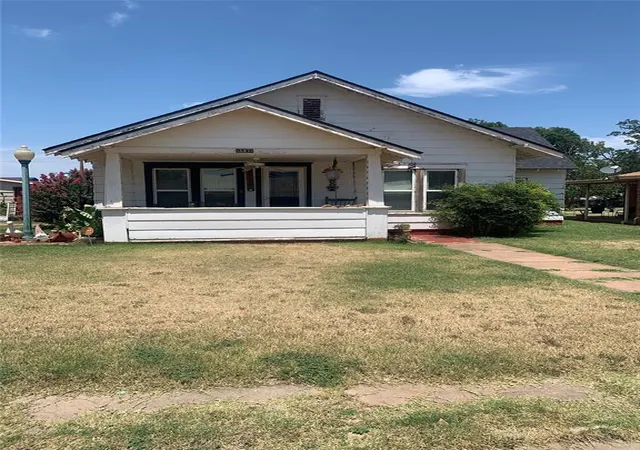 1st image of 407 N 6th St, Fort Cobb, OK 73038 | MLS# 1242339