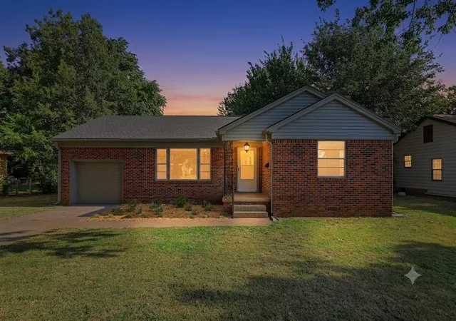1st image of 1207 Huntington Wy, Norman, OK 73069 | MLS# 1242350