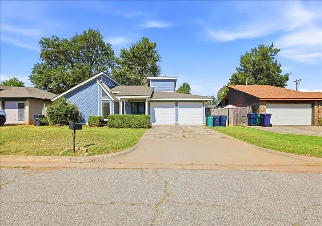 1st image of 8925 N Eagle Ln, Oklahoma City, OK 73132 | MLS# 1242353