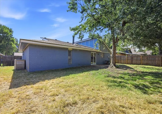 30th image of 8925 N Eagle Ln, Oklahoma City, OK 73132 | MLS# 1242353
