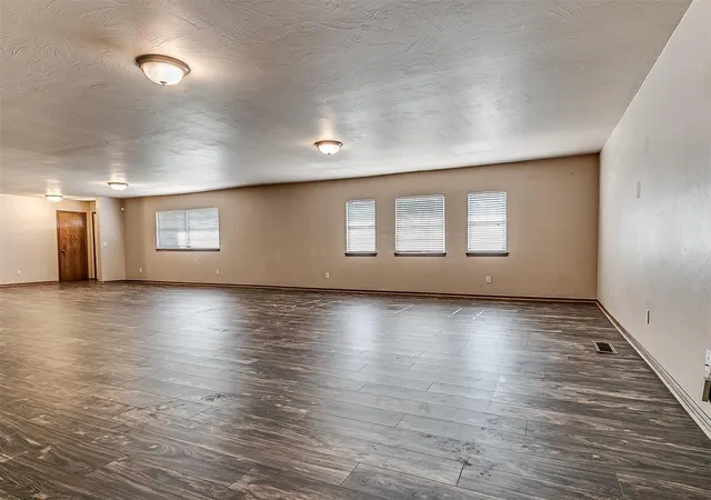 4th image of 2905 N Henney Rd, Choctaw, OK 73020 | MLS# 1242355