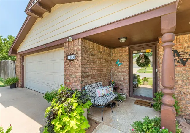 4th image of 1006 Stonegate Dr, Weatherford, OK 73096 | MLS# 1242356