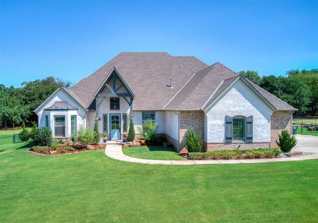 2nd image of 1905 Treviso Ct, Edmond, OK 73034 | MLS# 1242360