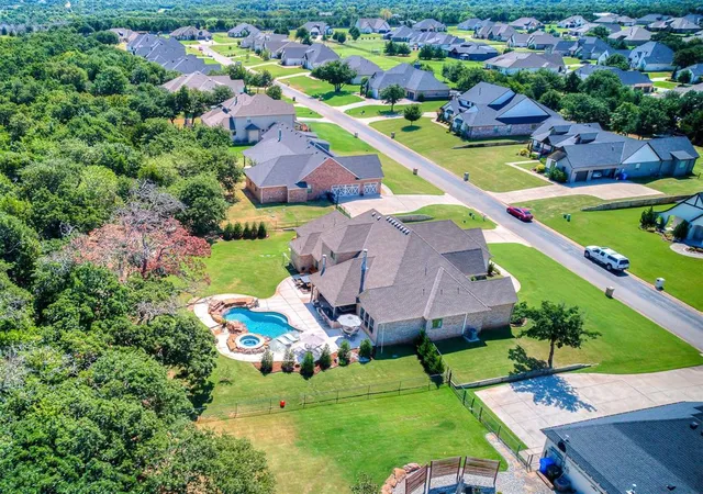 49th image of 1905 Treviso Ct, Edmond, OK 73034 | MLS# 1242360