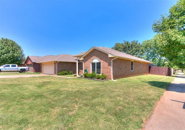 Photo 3 of Single family home for sale at 4837 Se 88th Terrace, Oklahoma City, OK 73135 | MLS# 1242371 | Listing updated on 2026-08-31