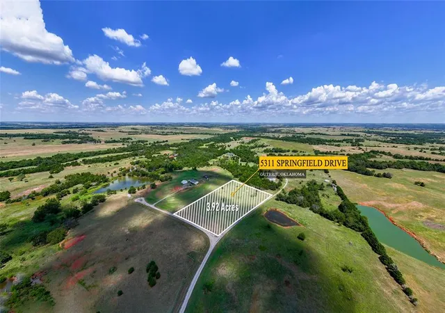 3rd image of 5311 Springfield Dr, Guthrie, OK 73044 | MLS# 1242375