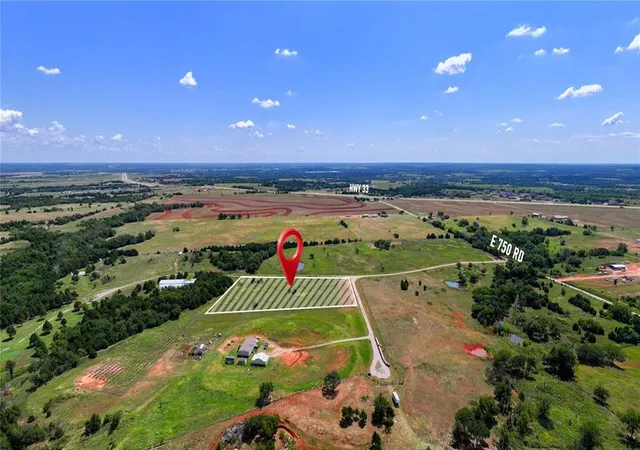 5th image of 5311 Springfield Dr, Guthrie, OK 73044 | MLS# 1242375