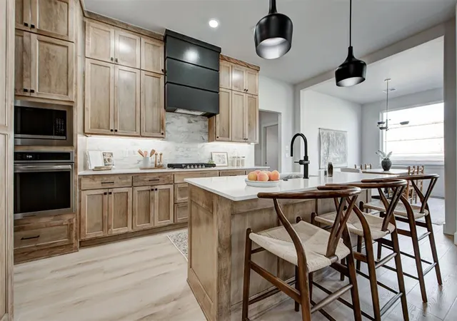 image of 5613 Nw 154th Ter, Edmond, OK 73013 | MLS# 1242386