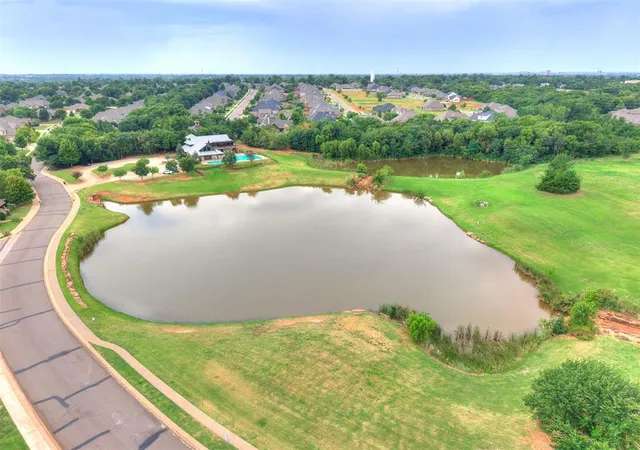 50th image of 2116 Bates Wy, Norman, OK 73071 | MLS# 1242394