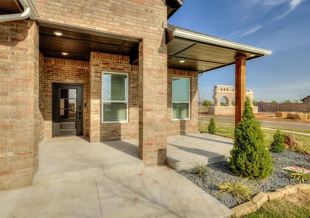 image of 16028 Catalonia Pl, Oklahoma City, OK 73170 | MLS# 1242403