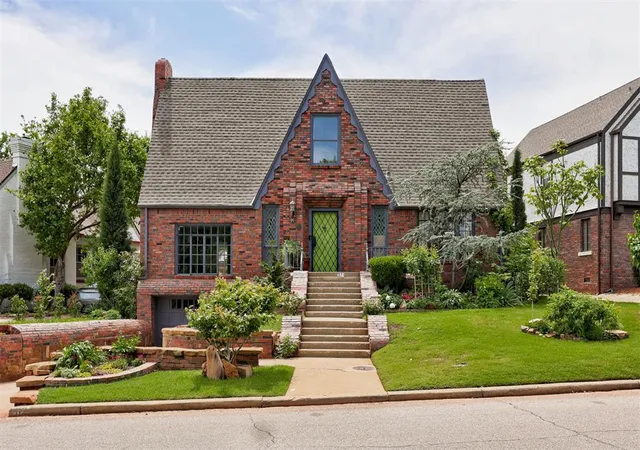 Photo 2 of Single family home for sale at 412 Nw 35th Street, Oklahoma City, OK 73118 | MLS# 1242405 | Listing updated on 2026-08-05