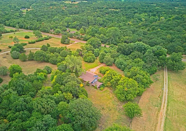 image of 5100 Se 108th Ave, Noble, OK 73068 | MLS# 1242410
