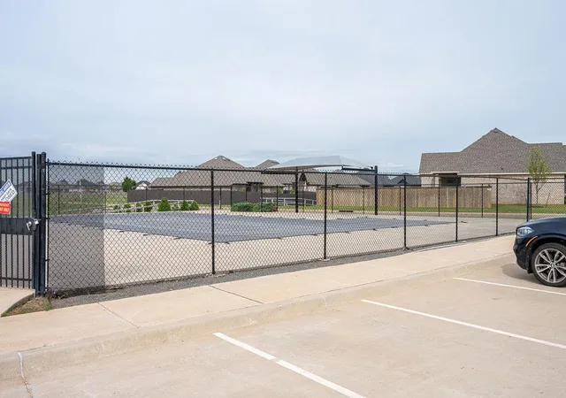 27th image of 4604 Bermuda Dr, Mustang, OK 73064 | MLS# 1242415