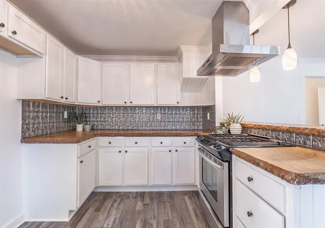 Photo 3 of Single family home for sale at 1627 N Market Ave, Shawnee, OK 74804 | MLS# 1242421 | Listing updated on 2026-09-29