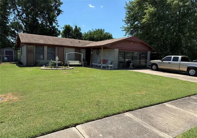 1st image of 3705 Meadowbrook Dr, Muskogee, OK 74401 | MLS# 1242428